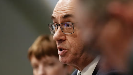 محافظ بنك إنجلترا يدعو لتعزيز التعاون مع الاتحاد الأوروبي لتخفيف آثار البريكست الاقتصادية