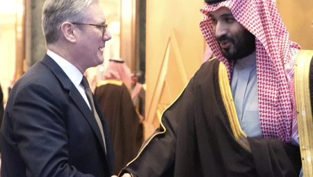 بريطانيا تستعد لتوقيع اتفاقية تجارة بـ1.6 مليار جنيه مع دول الخليج وسط تحذيرات حقوقية!