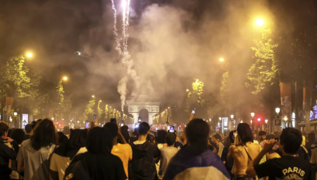 احتفالات باريس سان جيرمان تتحوّل إلى فوضى دامية