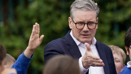 30 مليار جنيه لم تُغلق الفجوة: تقرير يكشف فشل برنامج دعم الطلاب الفقراء في بريطانيا