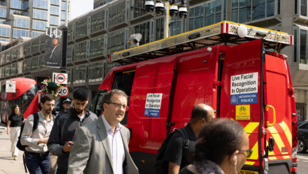 لجنة حقوق الإنسان: سياسة شرطة لندن بشأن التعرف على الوجوه غير قانونية