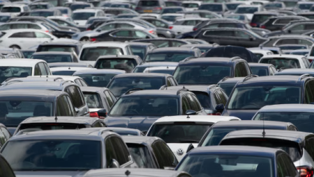 جدل حول خطة حزب العمال لتركيب كاميرات مواقف السيارات وزيادة الغرامات