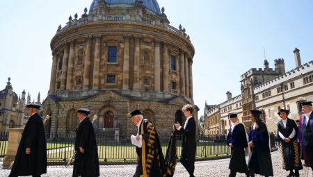 أكسفورد وكامبريدج خارج المراكز الثلاثة الأولى في تصنيف الجامعات