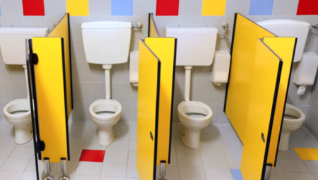 الحكومة الاسكتلندية تُلزم المدارس بمراحيض منفصلة للبنين والبنات