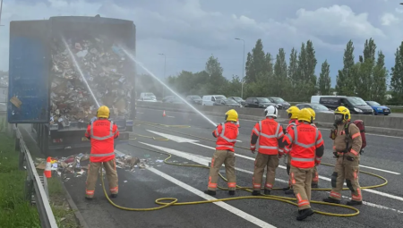 السجائر الإلكترونية تسبب حريقًا يوميًا في بريطانيا رغم الحظر