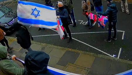 السفير الفلسطيني يطالب بحماية عاجلة بعد هجوم على السفارة في لندن