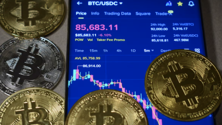 بريطانيا تستعد لتنظيم سوق العملات المشفرة بحلول 2027