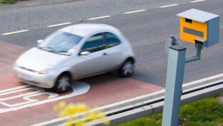 آلاف الغرامات قد تُلغى بعد عطل فني في كاميرات مراقبة السرعة