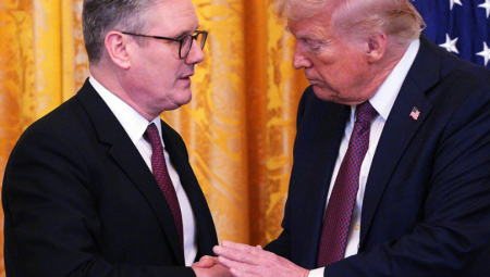 الممثل التجاري لترامب: لن نتراجع عن اتفاقيات الرسوم مع بريطانيا ودول أخرى