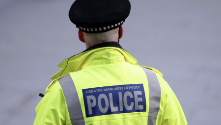 ضبط مخدرات بقيمة 24 مليون جنيه إسترليني يطيح بمتهمين في بولتون