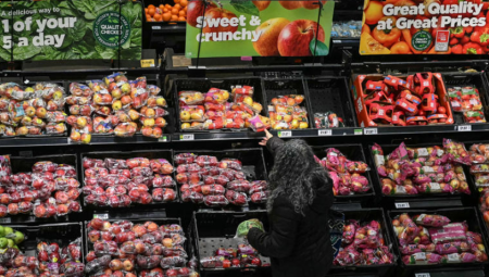 ارتفاع التضخم في بريطانيا لأول مرة منذ خمسة أشهر بسبب عوامل استثنائية