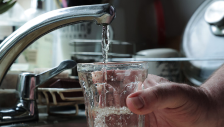 تحليل يكشف تلوث مئات محطات مياه بريطانيا بمركبات PFAS الكيميائية الدائمة