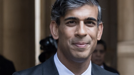 125 نائبًا بريطانيًا يطالبون وزير الصحة بإطلاق برنامج فحص سرطان البروستاتا