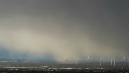 الأرصاد البريطانية تحذر: فيضانات خطرة وأمطار تصل إلى 120 ملم