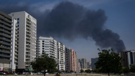 76 ألف بريطاني عالقون في الخليج مع تصاعد الهجمات الإيرانية بعد اغتيال خامنئي