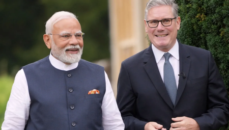 ستارمر من مومباي: اتفاق تجاري مع الهند دون تسهيلات إضافية للهجرة