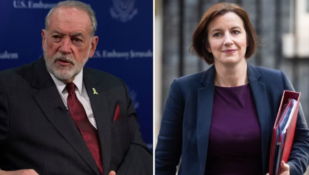 مبعوث أمريكي ينتقد وزيرة بريطانية بعد ادعائها أن بريطانيا لعبت دورًا محوريًا في وقف إطلاق النار بغزة