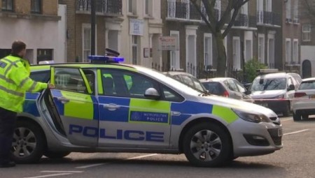 عاجل..شرطة لندن تلقي القبض على رجل حاول تنفيذ عملية طعن