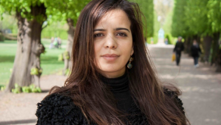 مخرجة الوثائقيات المغربية هند بنصاري تتحدث لعرب لندن