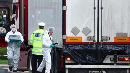جديد جثث الشاحنة: بريطانيا تتعرف على هوية  الجثث
